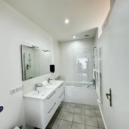 Appartement Maison 8 Couchages Avec Jacuzzi A 4km De Clermont, Proche Zenith D'auvergne *