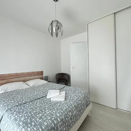 Appartement Maison 8 Couchages Avec Jacuzzi A 4km De Clermont, Proche Zenith D'auvergne *